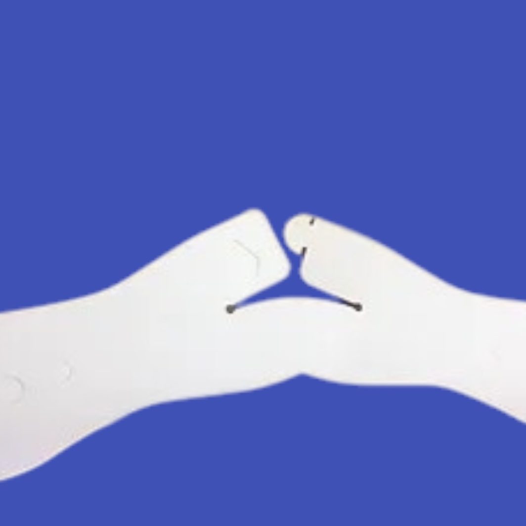 Shoulder Guards White x 500 per pack